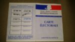 Acte citoyen: destruction de la carte électorale et rejet de toute la classe politique