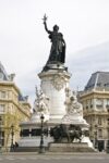 Nuit deux bouts : nuire debout